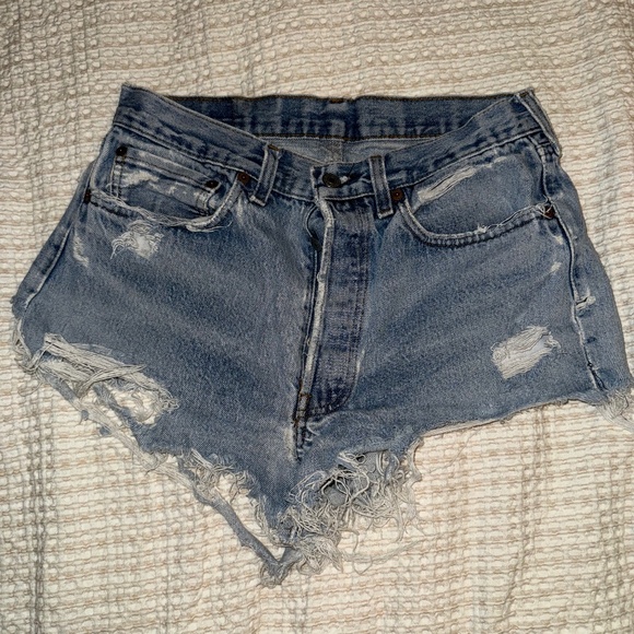 Levi Jean shorts - Picture 1 of 2